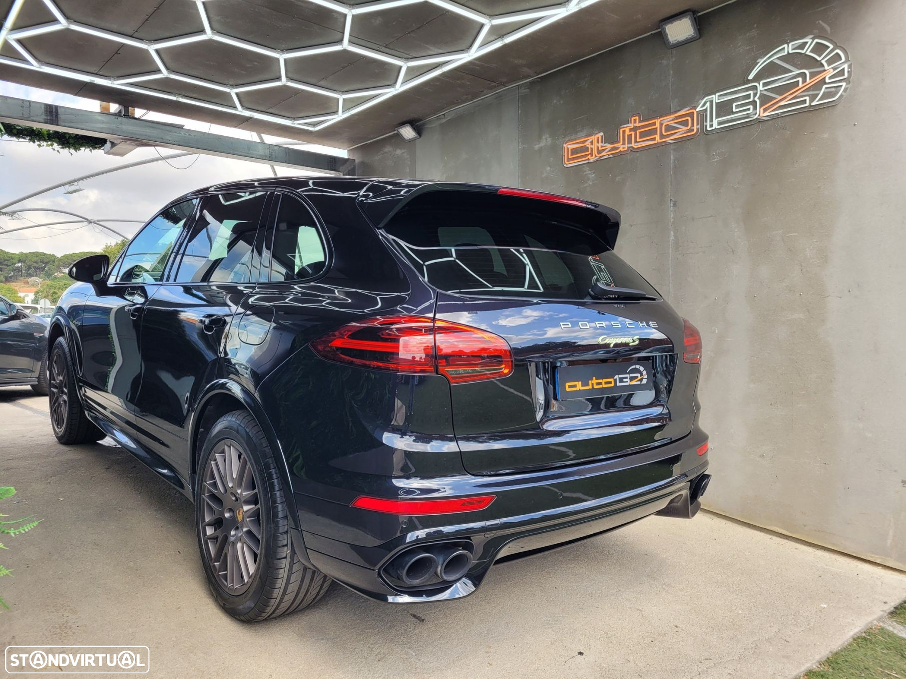 Porsche Cayenne S E-Hybrid - 4