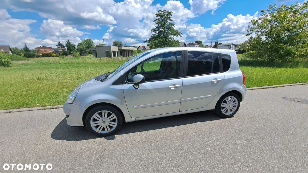 Renault Modus Grand 1.5 dCi FAP Luxe - 1
