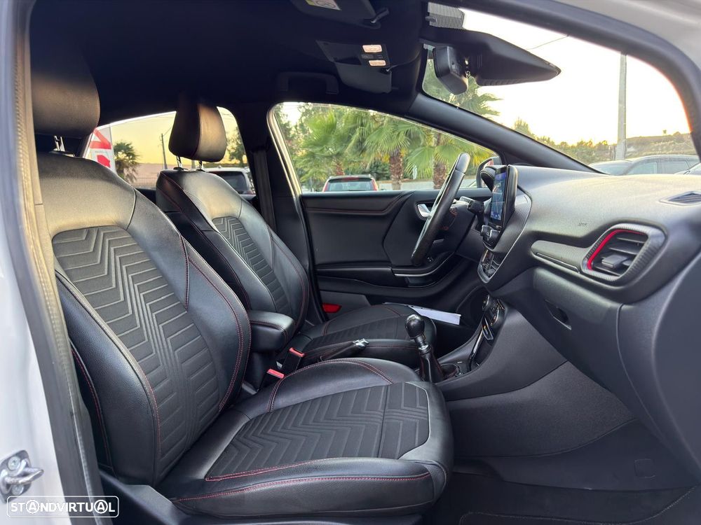 Ford Puma 1.0 EcoBoost MHEV ST-Line X - 17
