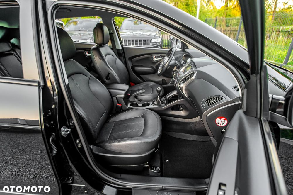 Hyundai ix35 2.0 4WD Style - 21