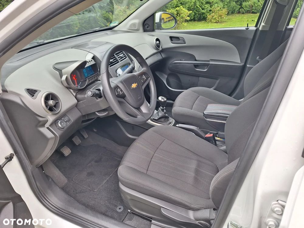 Chevrolet Aveo 1.2 LT+ - 9