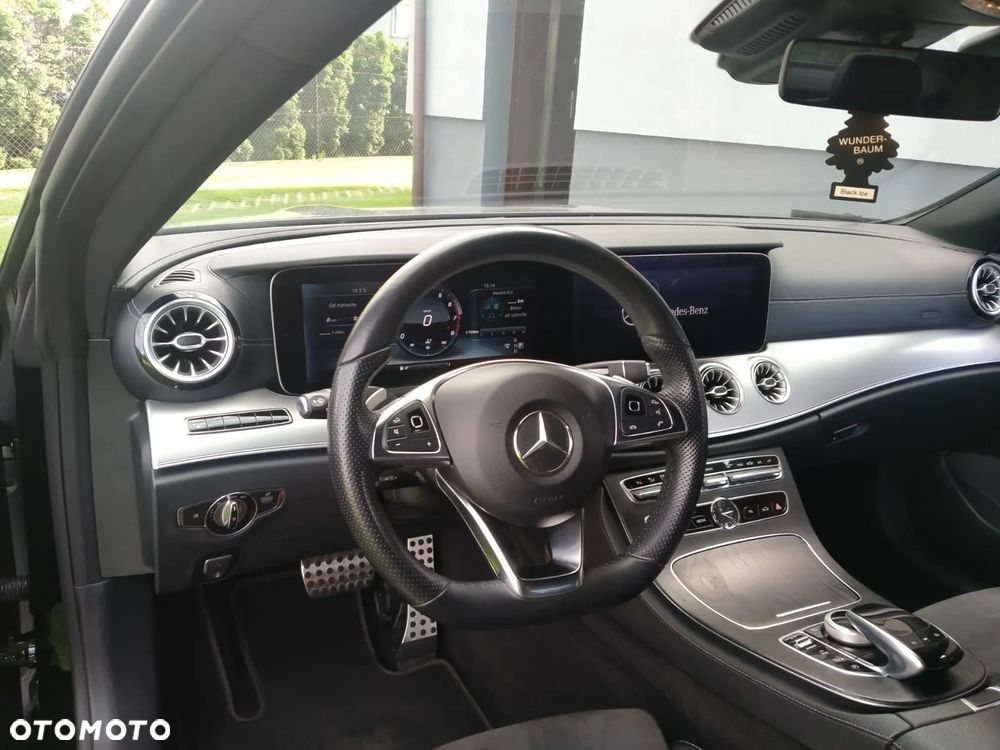 Mercedes-Benz Klasa E 300 Coupe 9G-TRONIC - 12