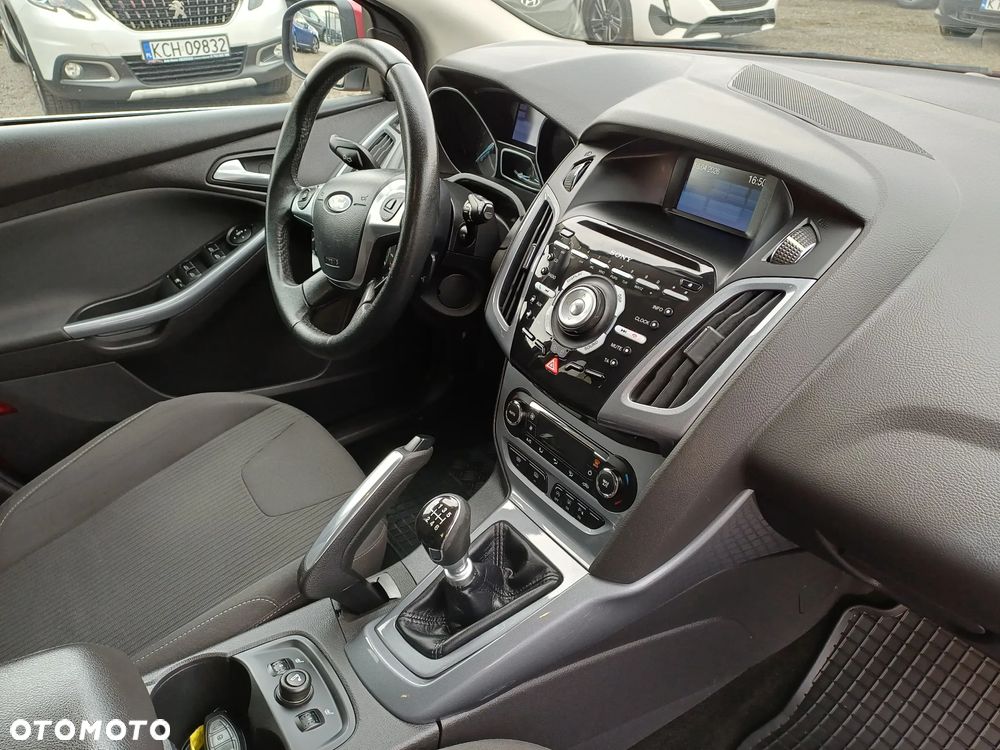 Ford Focus 1.6 EcoBoost Start-Stopp-System Titanium - 12