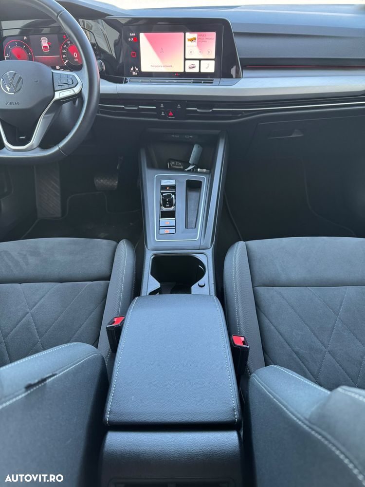 Volkswagen Golf - 31