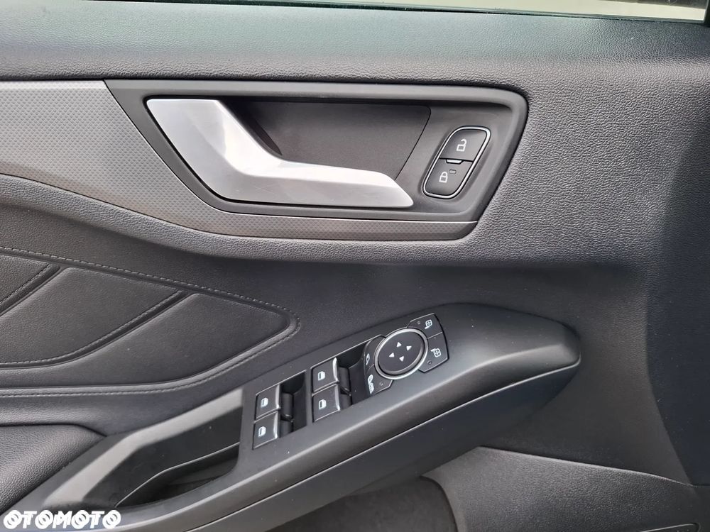 Ford Focus 1.0 EcoBoost Titanium ASS - 12