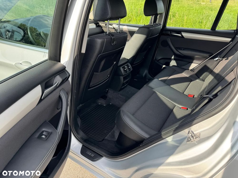 BMW X3 xDrive20d - 11