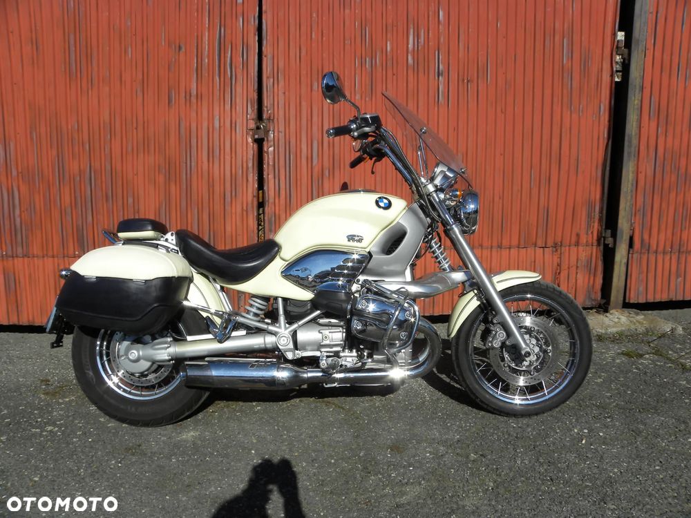 BMW R - 1