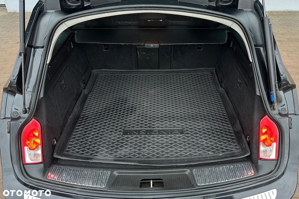 Opel Insignia - 34
