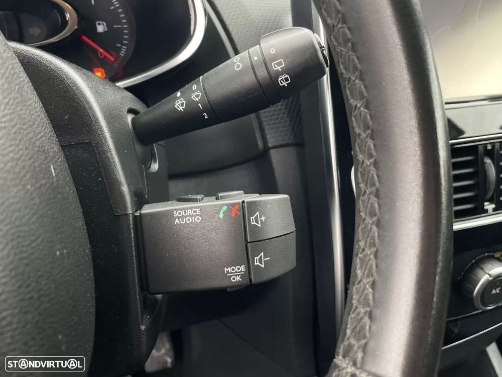 Renault Clio 1.5 dCi Zen - 27