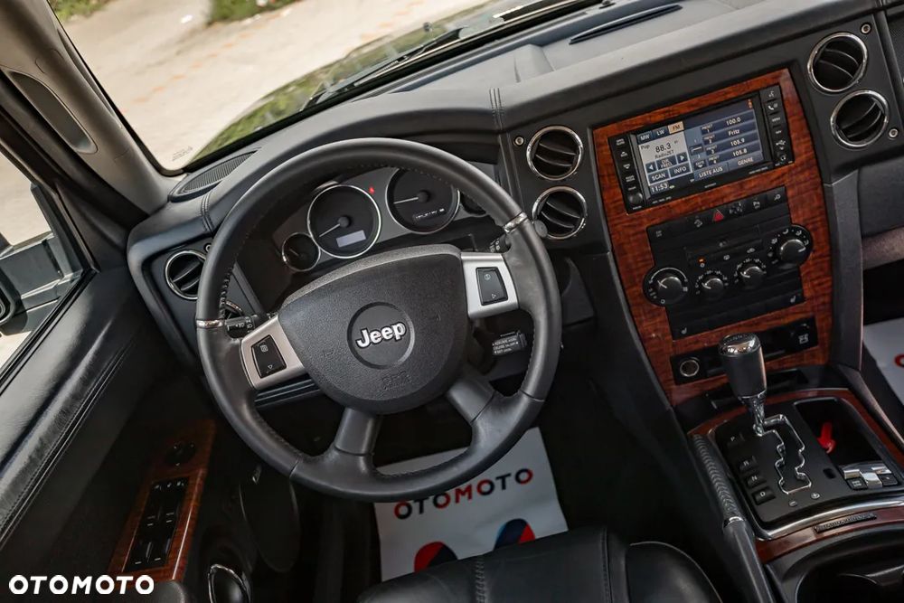 Jeep Commander 3.0 CRD Limited - 37