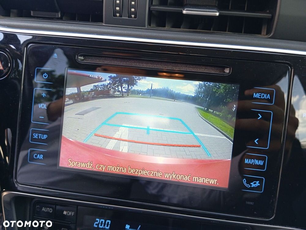 Toyota Auris - 15