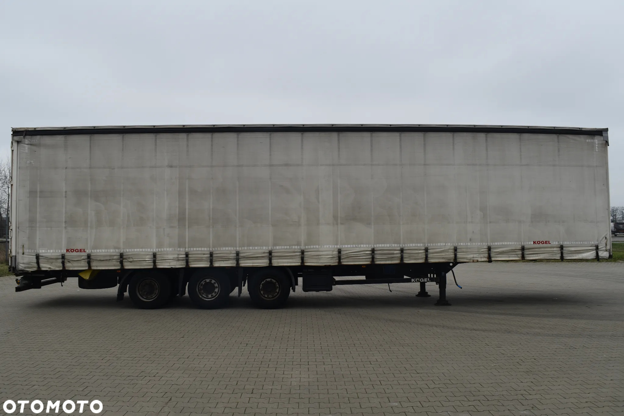Kögel SN24 - 8