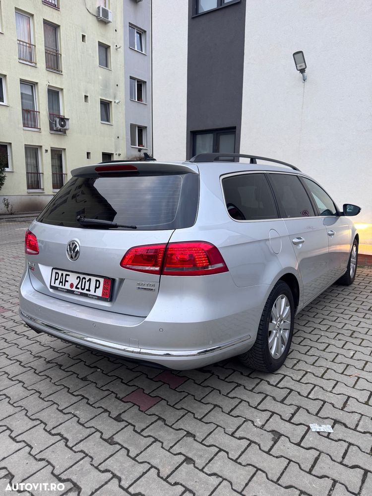 Volkswagen Passat 2.0 TDI BlueMotion Technology DPF Trendline - 4
