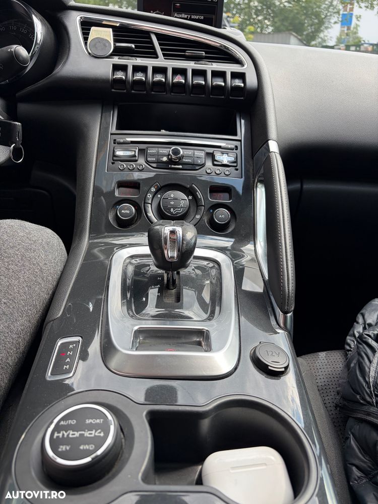 Peugeot 3008 HYbrid4 2.0 HDI FAP ETG + Electric - 7