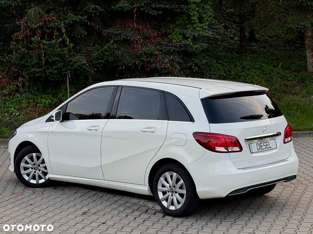 Mercedes-Benz Klasa B 160 d Edition - 17