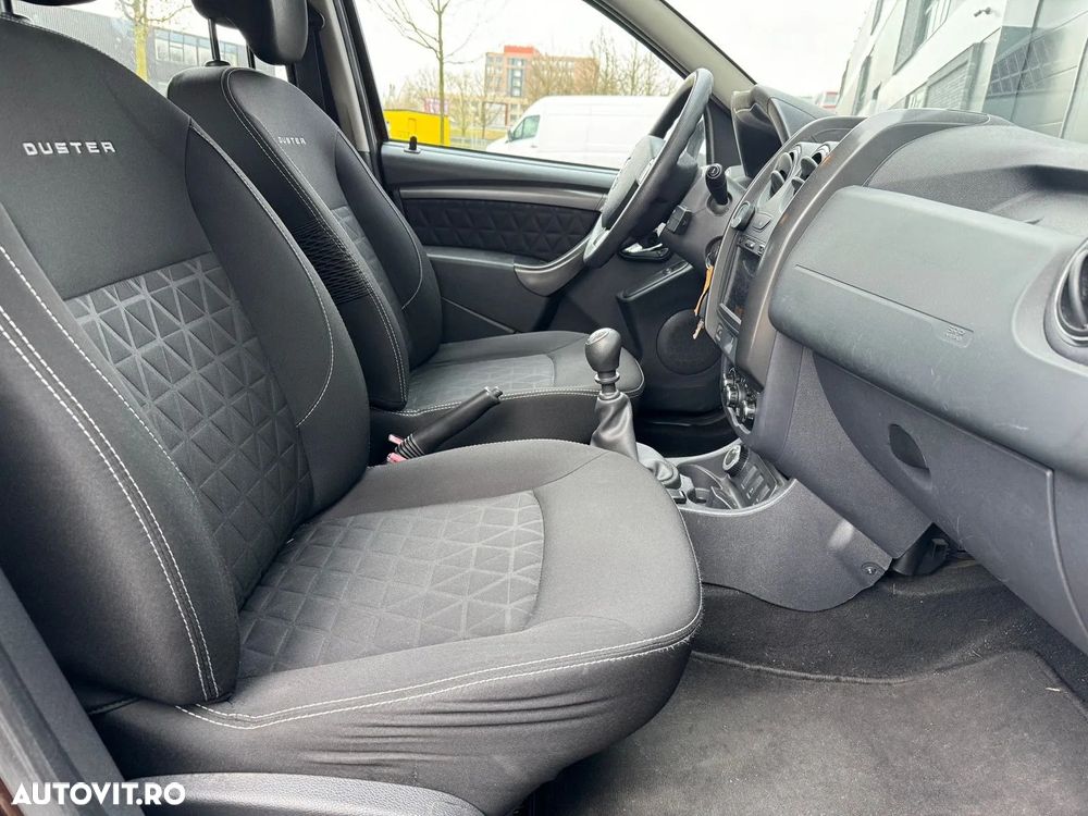 Dacia Duster 1.5 dCi 4x4 Laureate - 6