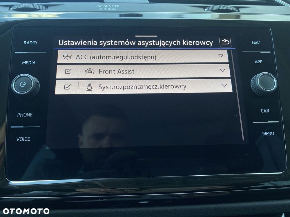 Volkswagen Touran 1.5 TSI EVO Highline DSG - 23