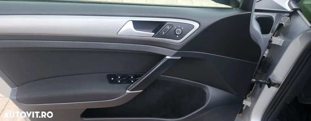 Volkswagen Golf 2.0 BlueTDI 4Motion Comfortline - 10