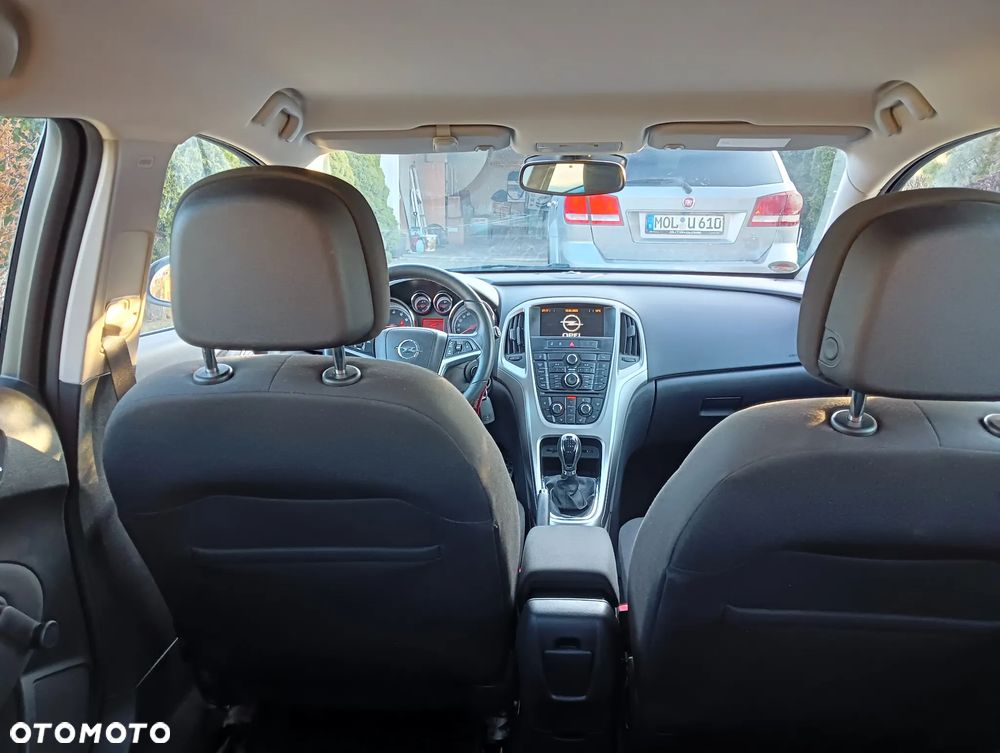 Opel Astra 1.4 Turbo Edition - 11