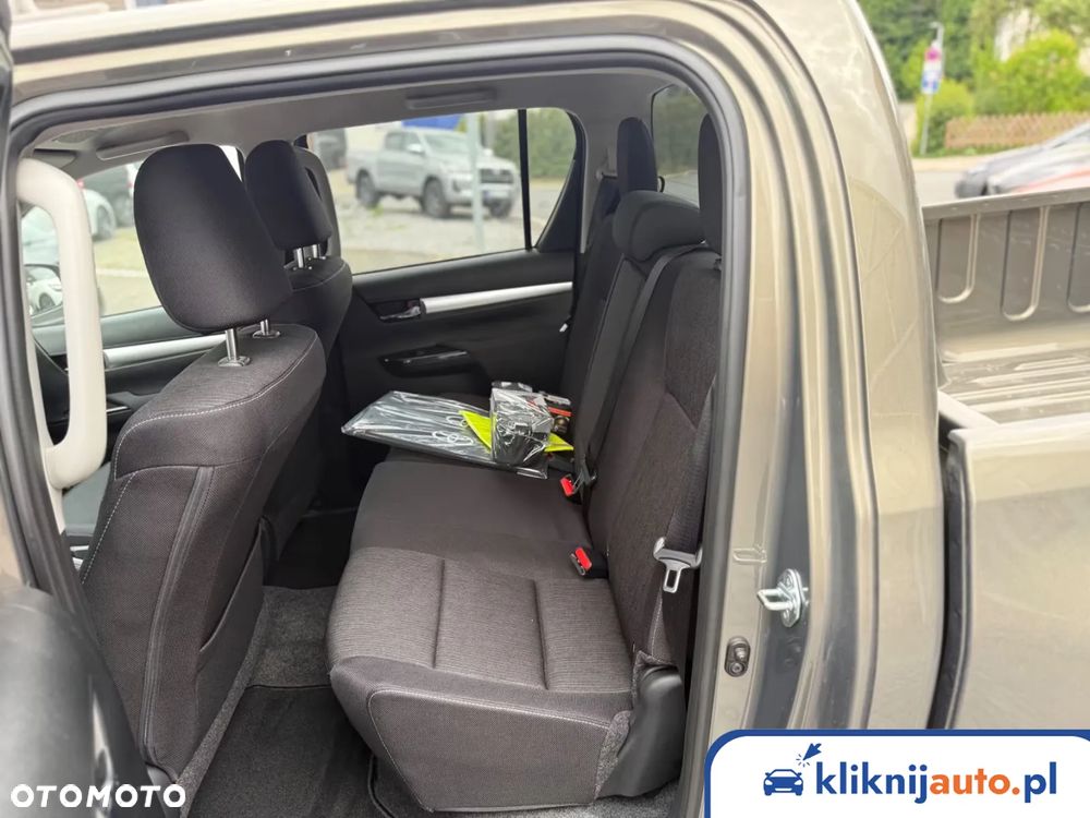 Toyota Hilux - 7