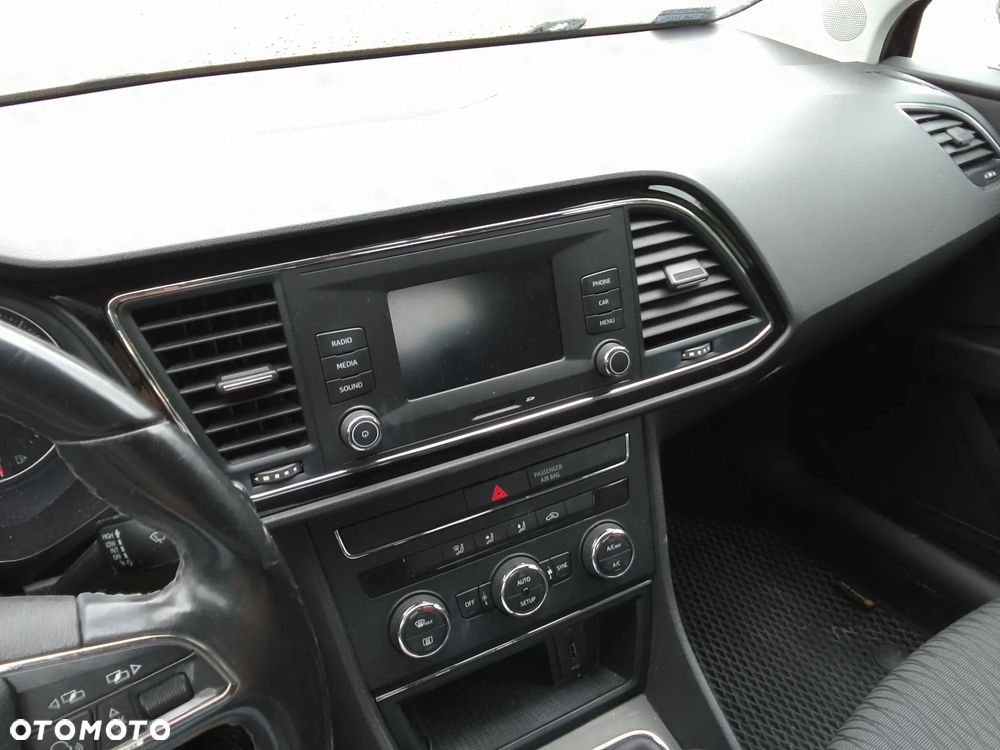 Seat Leon 1.6 TDI Style - 14