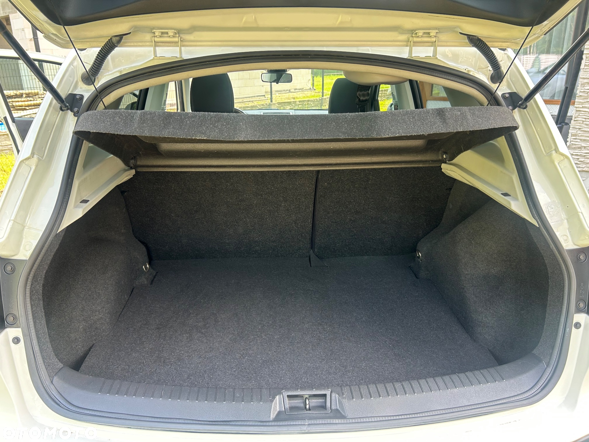 Nissan Qashqai 1.6 visia - 24