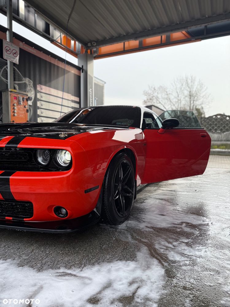 Dodge Challenger Automatik R/T Plus - 4