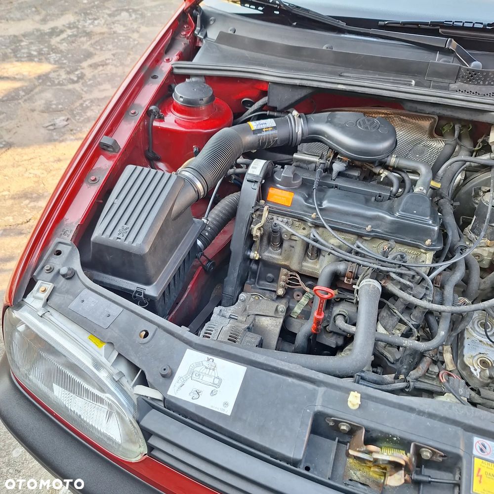Volkswagen Golf - 17