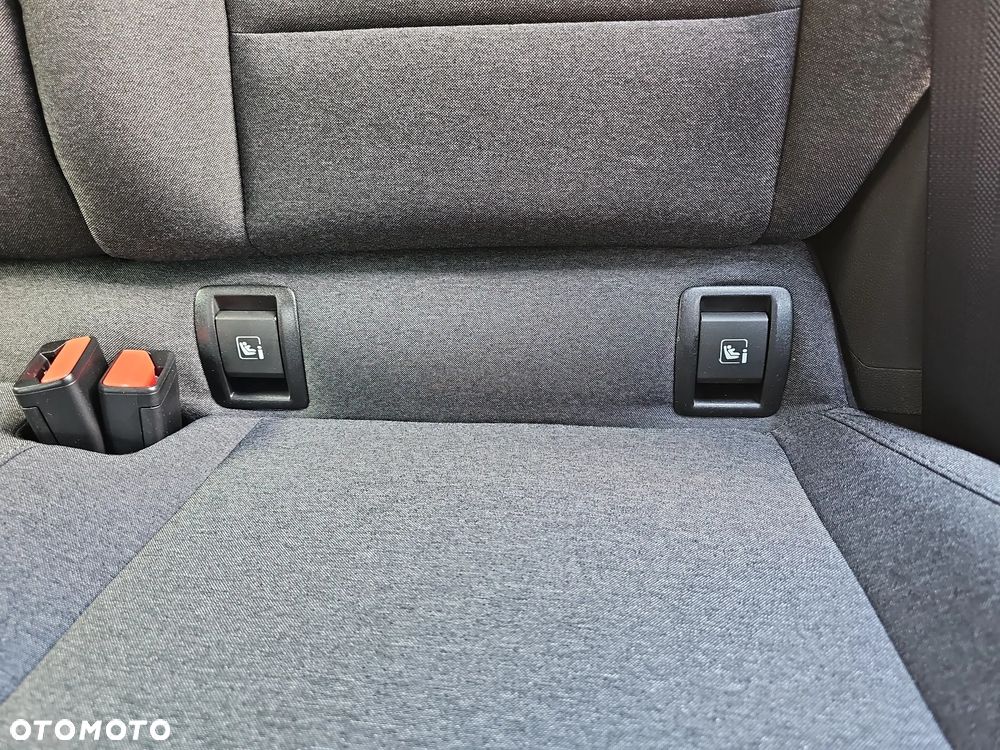 Renault Clio - 28