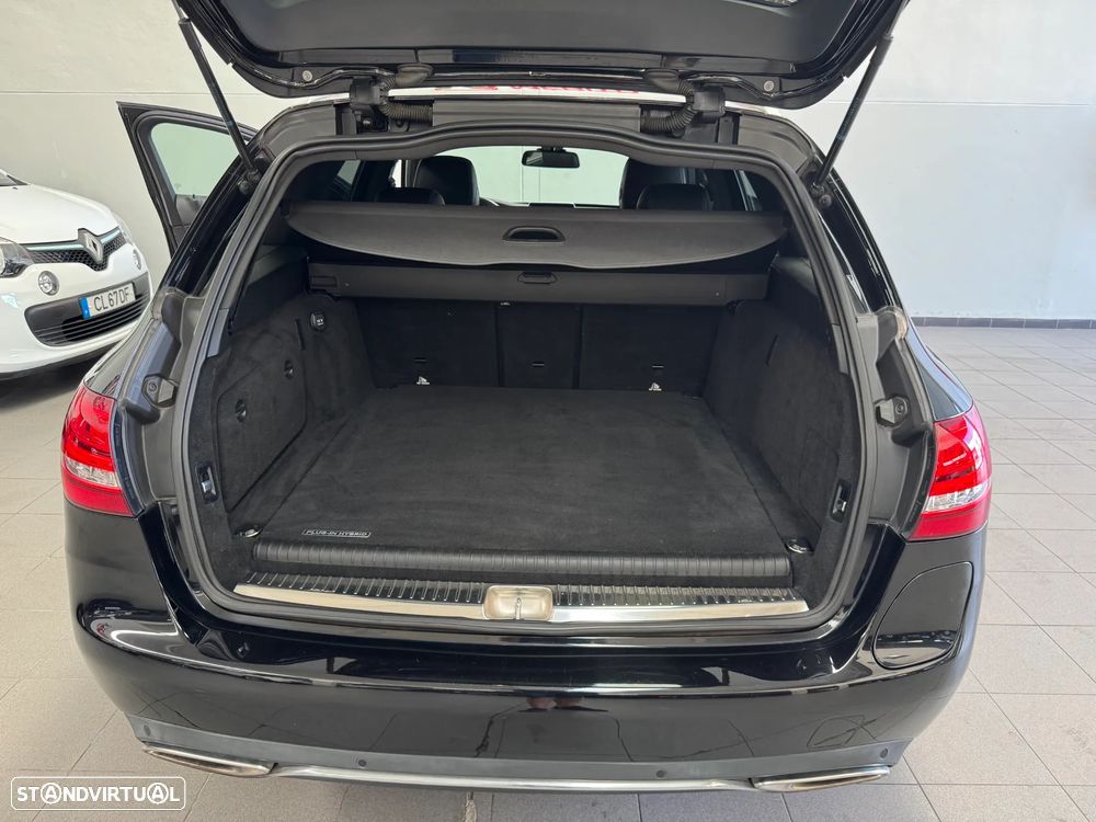 Mercedes-Benz C 350 e T 7G-TRONIC AMG Line - 25