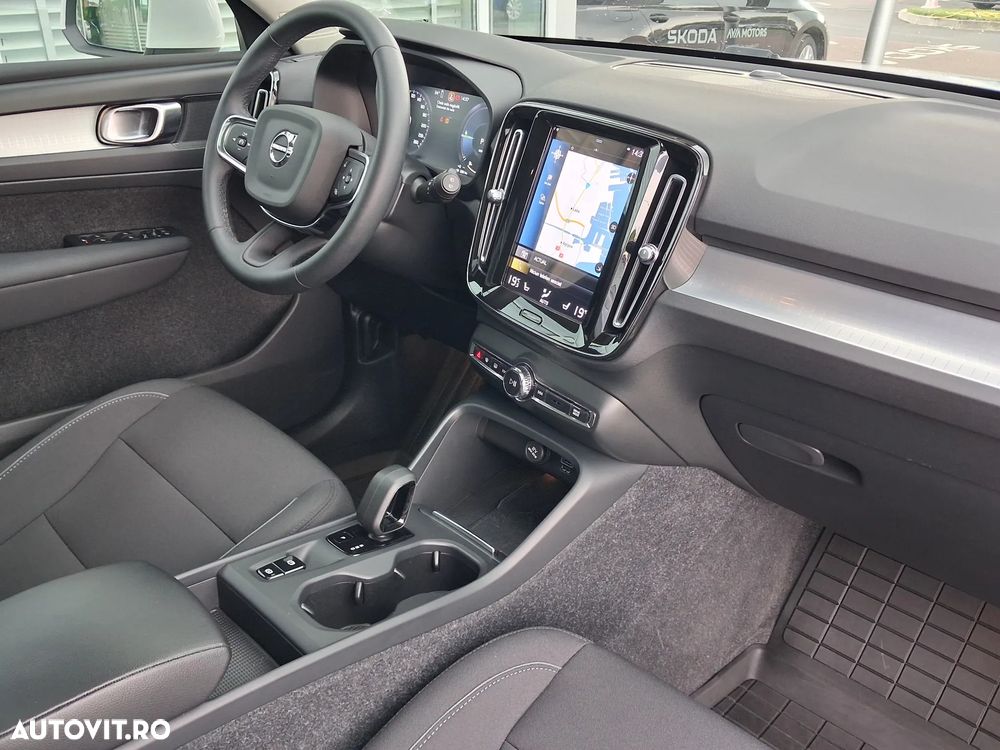 Volvo XC 40 Recharge T5 Twin Engine AT7 Inscription Expression - 32
