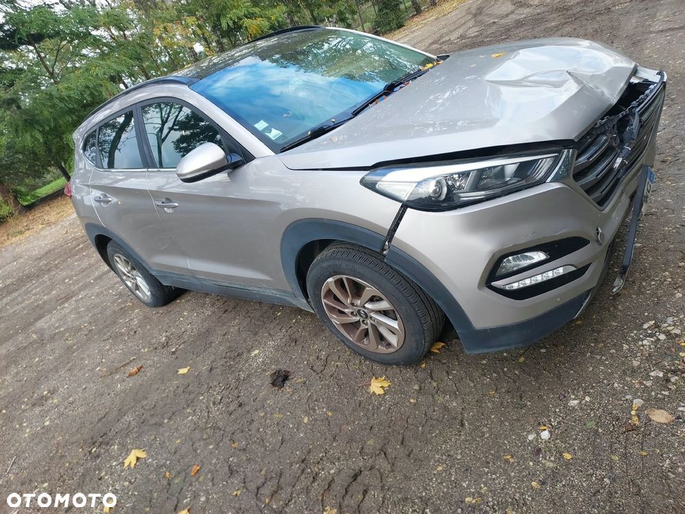 Hyundai Tucson - 4