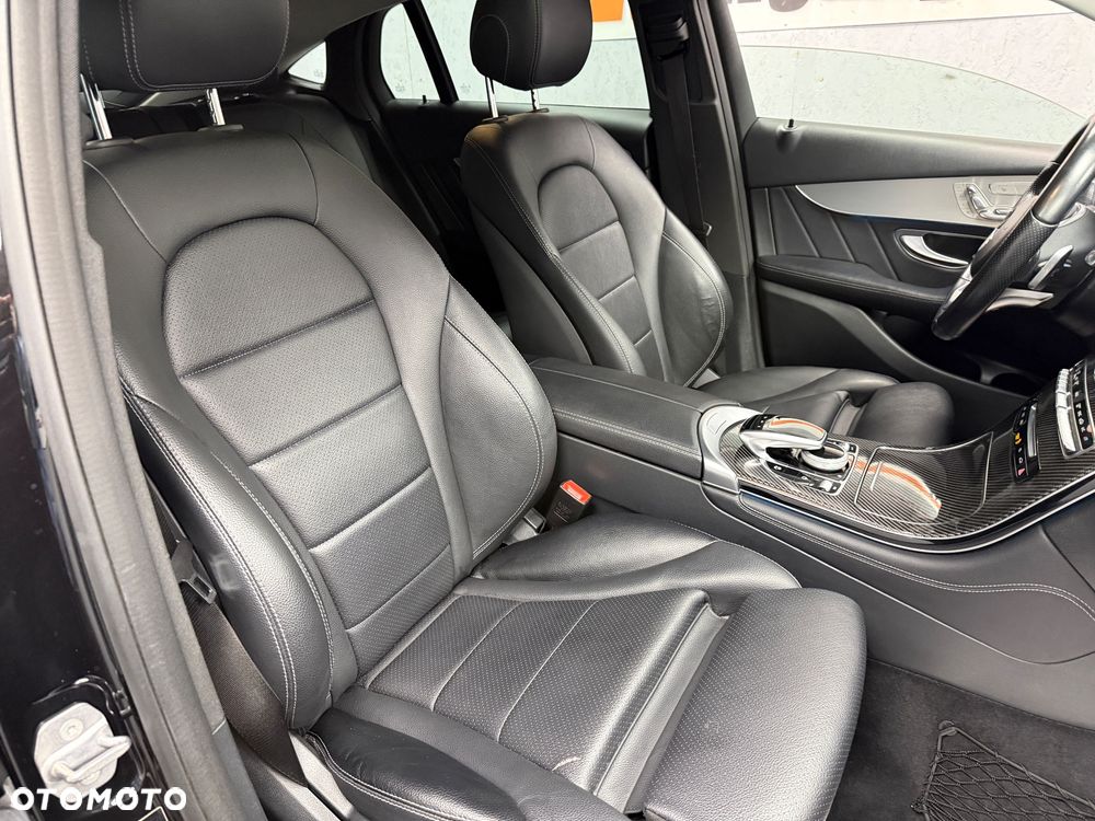 Mercedes-Benz GLC 250 d 4Matic 9G-TRONIC AMG Line - 15