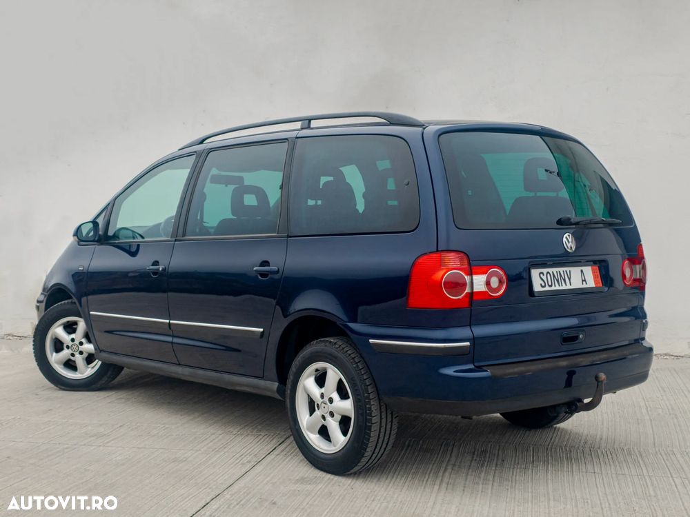 Volkswagen Sharan 2.0 TDI DPF Exclusive Edition - 5