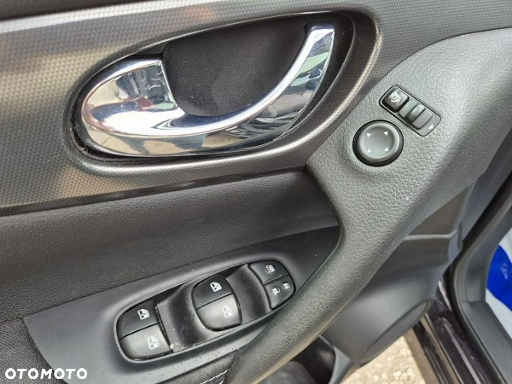 Nissan Qashqai - 17
