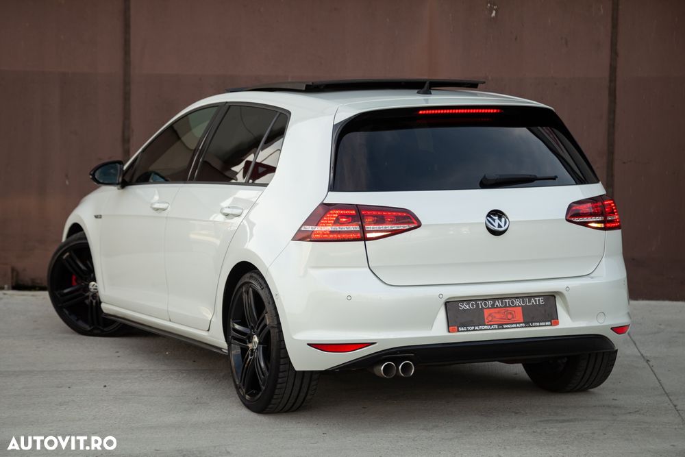 Volkswagen Golf - 4