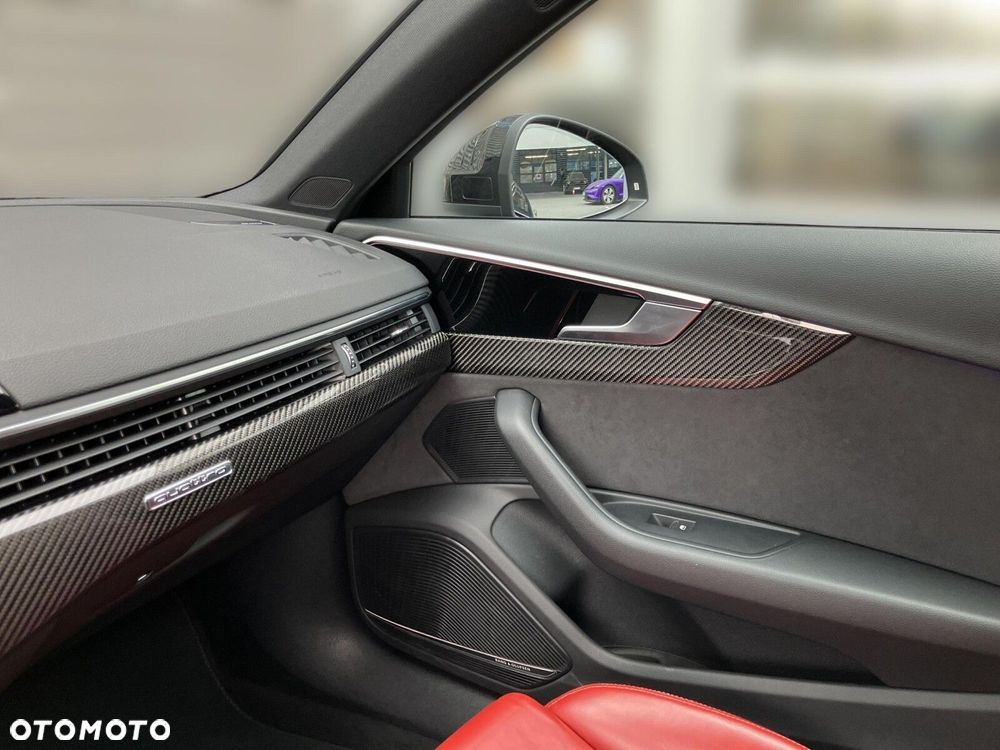Audi S4 Avant - 33