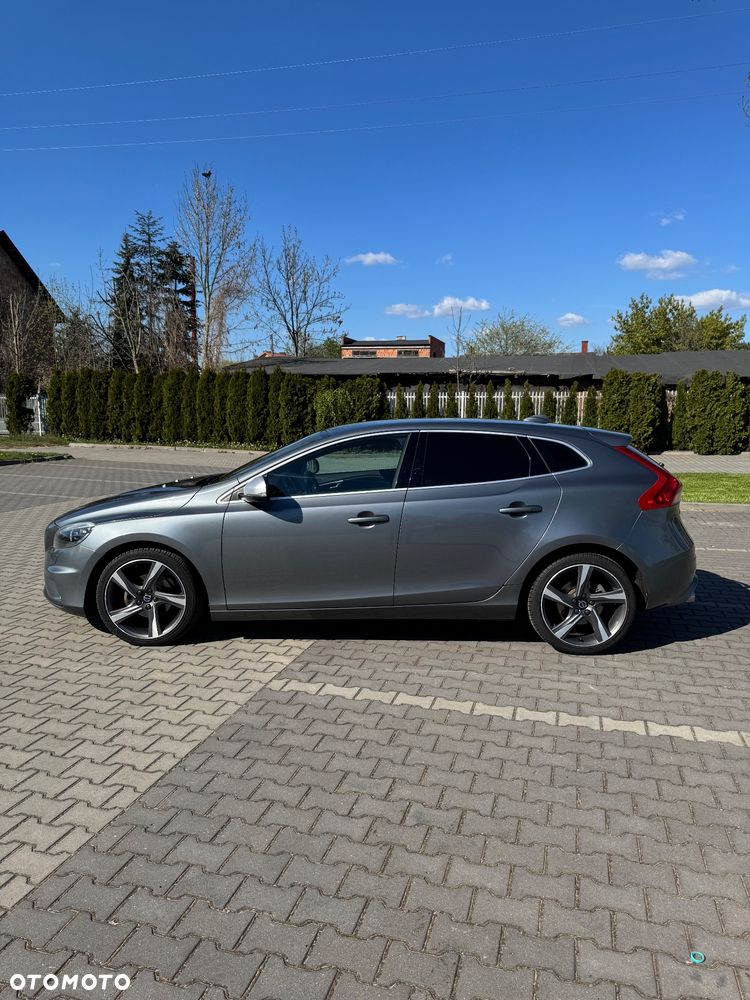 Volvo V40 D2 Drive-E R-Design Kinetic - 8