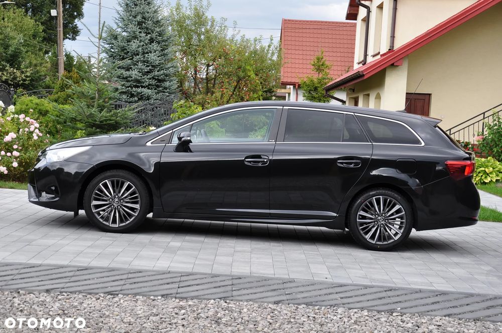 Toyota Avensis Touring Sports 1.8 Edition S+ - 17