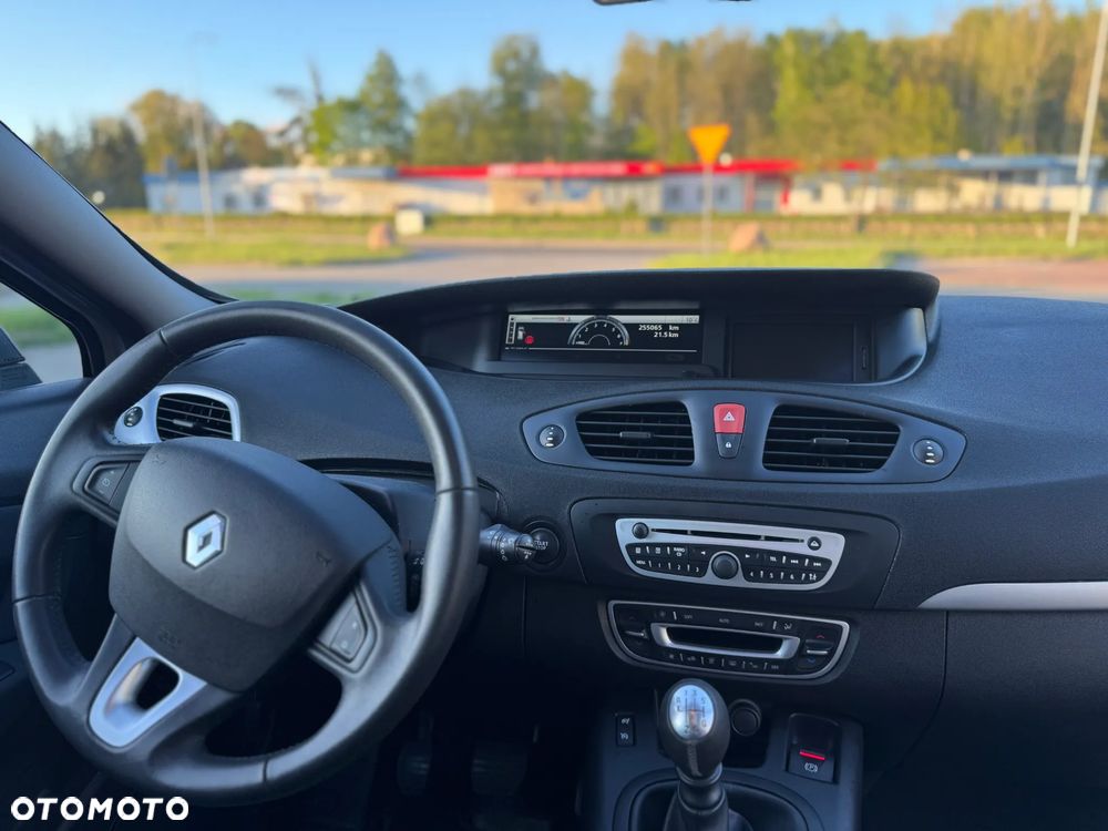 Renault Scenic 1.4 16V TCE Expression - 13