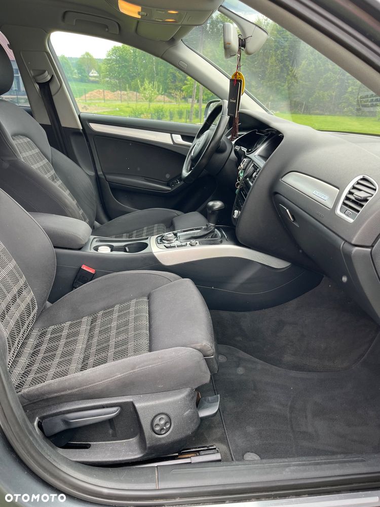 Audi A4 Avant 2.0 TDI DPF quattro S tronic Ambition - 9
