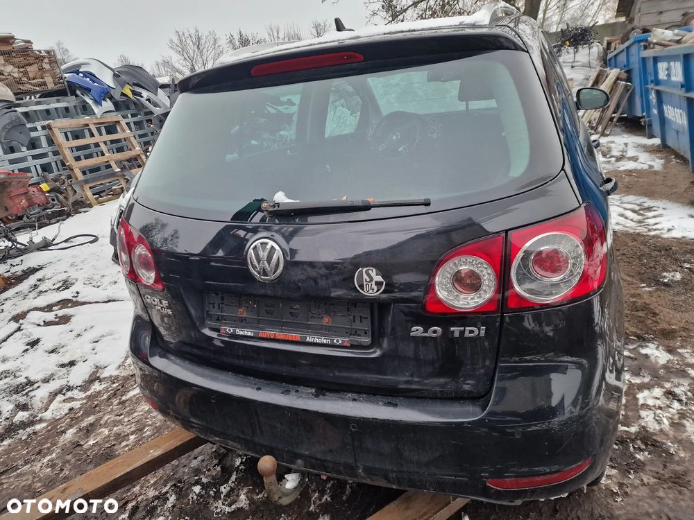 Klapa  tył  vw  golf   V  i VI  plus  w  kolorze  LC9X - 1