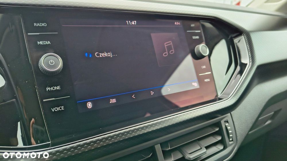 Volkswagen T-Cross - 19