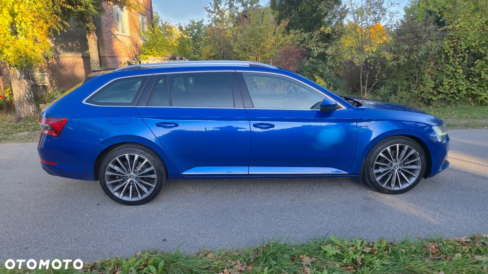 Skoda Superb 2.0 TDI 4x4 L&K DSG - 6