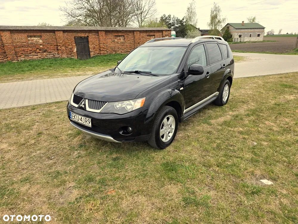 Mitsubishi Outlander 2.4 Intense - 12