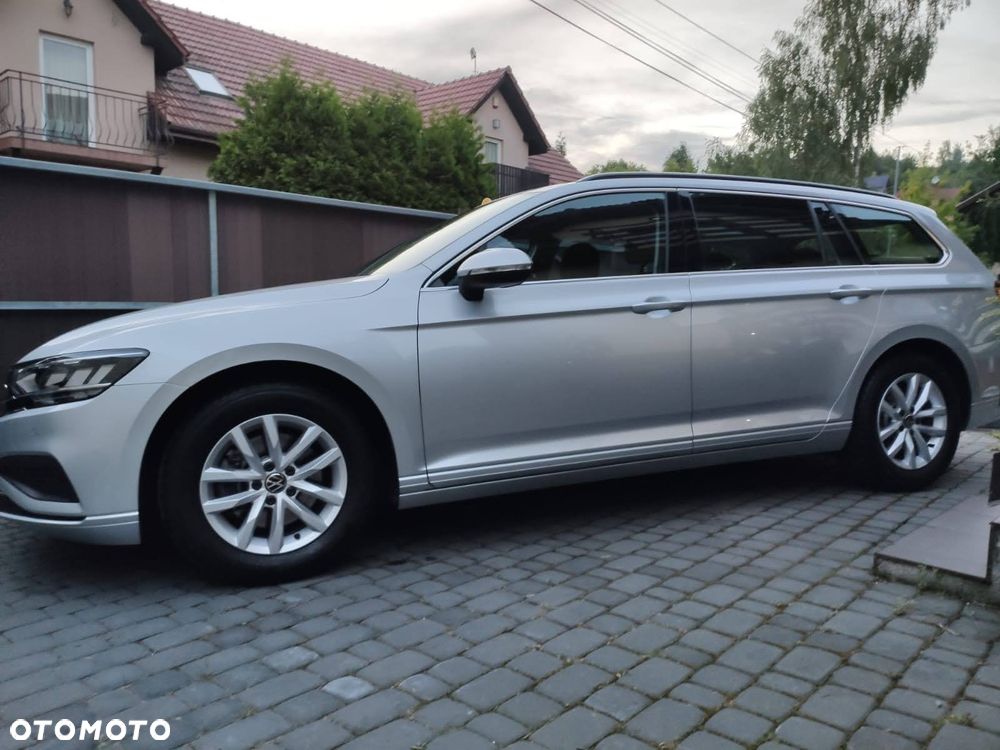 Volkswagen Passat - 14