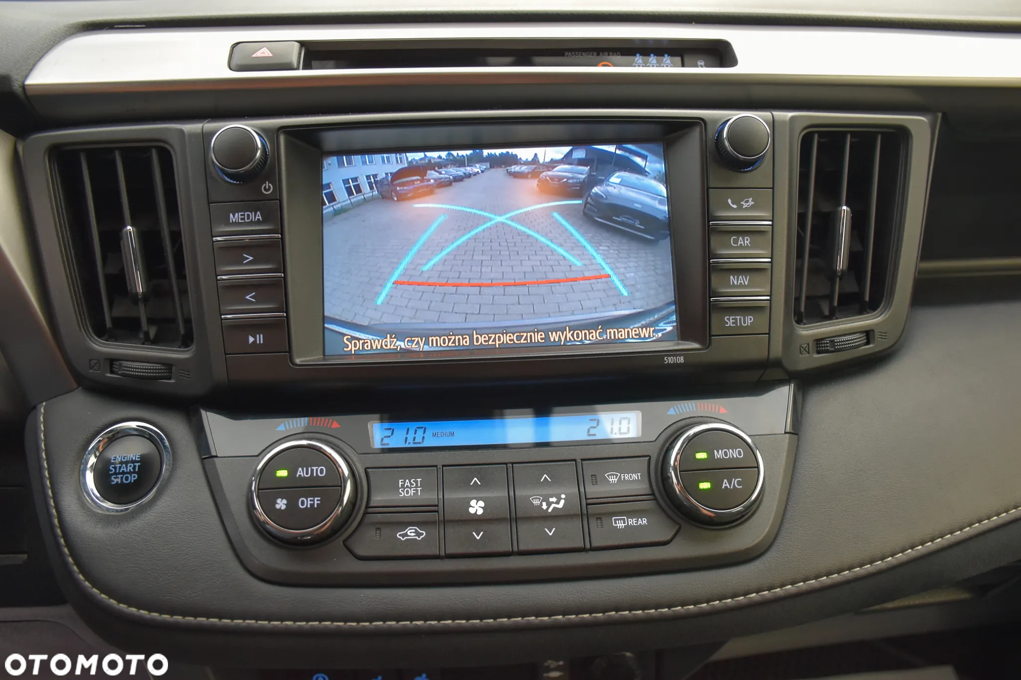 Toyota RAV4 2.0 D-4D Premium 4x2 - 30
