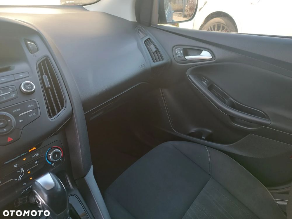 Ford Focus - 12