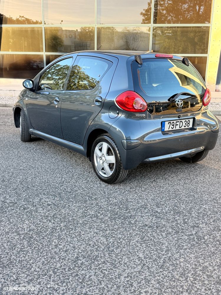 Toyota Aygo 1.0 Plus Sport Pack MM - 6