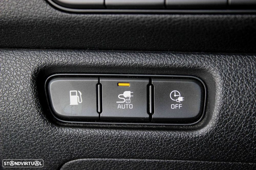 Kia Niro 1.6 GDi PHEV Drive - 16